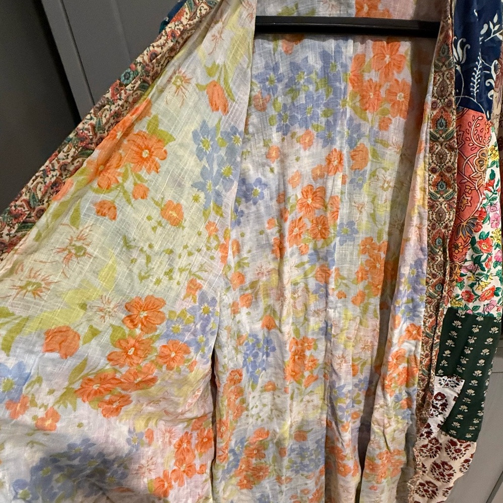 Repurposed Cotton Sari Robe - Picture 6 of 12
